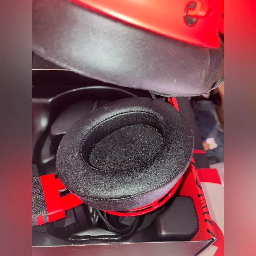 Like New Razer Pewdiepie Limited Edition Kraken Pro Gaming Headset